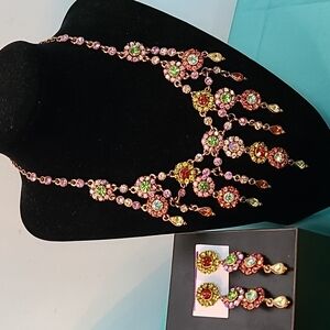 Vintage Floral Rhinestone Necklace & Earrings Set